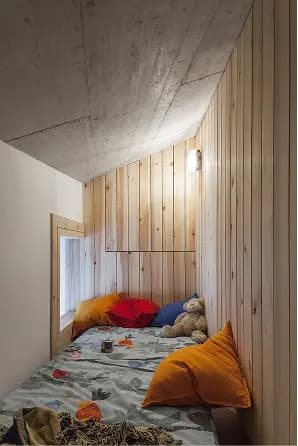Gallery image 4